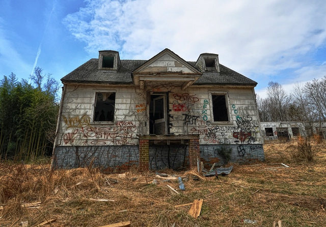 The Engineer’s House. Forsaken Fotos CC BY-SA 3.0