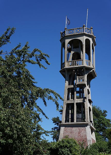 The tower of shaft Belle-Fleur.Author: Bourgeois.A CC BY-SA 3.0 