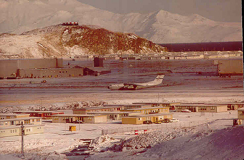 Adak, army houses circa 1970 – Author: Alexandra Kay – CC by 2.0