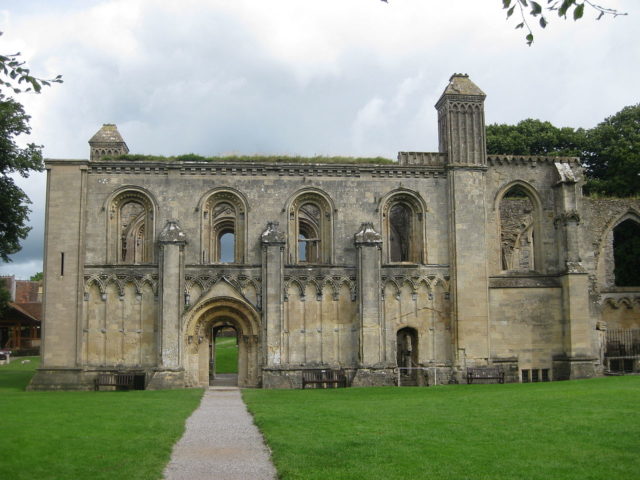 According to another story, the Abbey was founded in the 1st century by Joseph of Arimathea and Jesus. Author: NotFromUtrecht. CC BY-SA 3.0