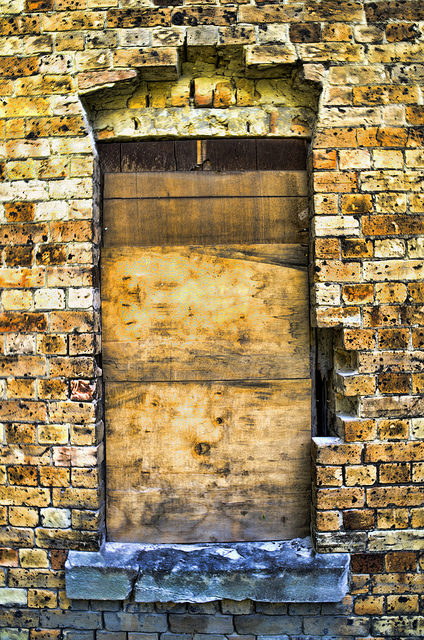 Entrance to the Old Coolroom. Author: Frederick Manning CC BY 2.0