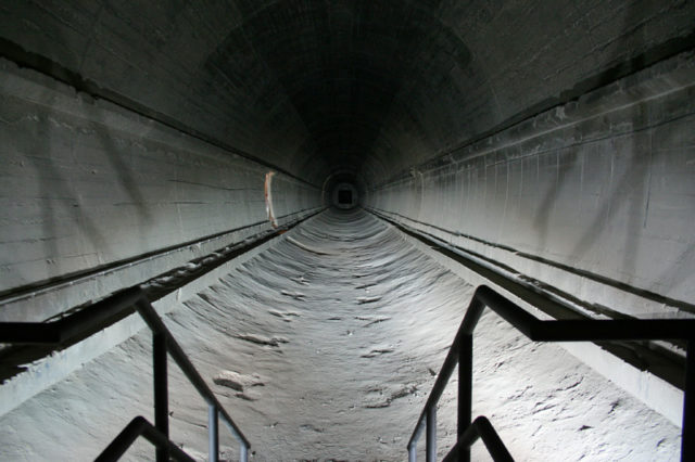 The gutted tunnel can be seen at the documentation site today – Author: Tribaleye – CC BY 3.0