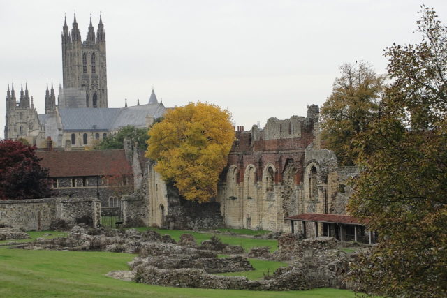 The ruins of the St. Augustine’s Abbey. Author: Nessy-Pic. CC BY-SA 3.0