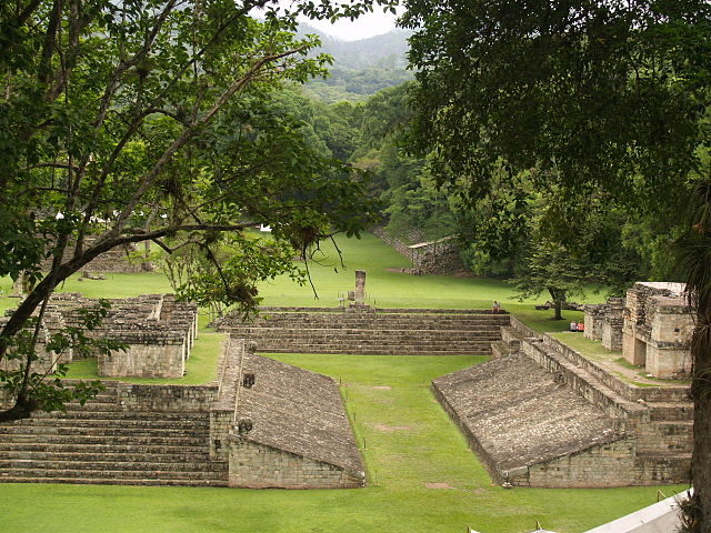 The final version of the ball court was dedicated to Uaxaclajuun Ub’aah K’awiil in AD 738. Author: Adalberto Hernandez Vega – CC BY 2.0