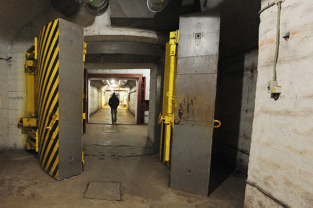 The weapons room in the former Balaklava submarine base, where dangerous firepower was kept behind thick metal doors. – Author: Land Rover Our Planet – CC BY 2.0