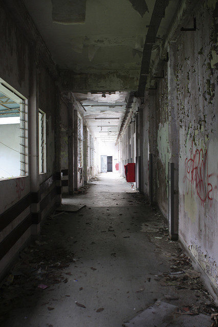 Another creepy hallway. Author: Brian Jeffery Beggerly CC BY 2.0