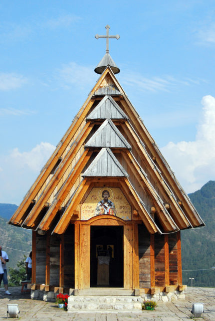 St. Sava church in Drvengrad. Author: tamburix. CC BY-SA 2.0