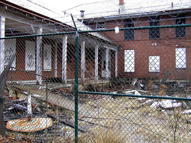 The courtyard of an abandoned building. Author: Mike CC BY-ND 2.0