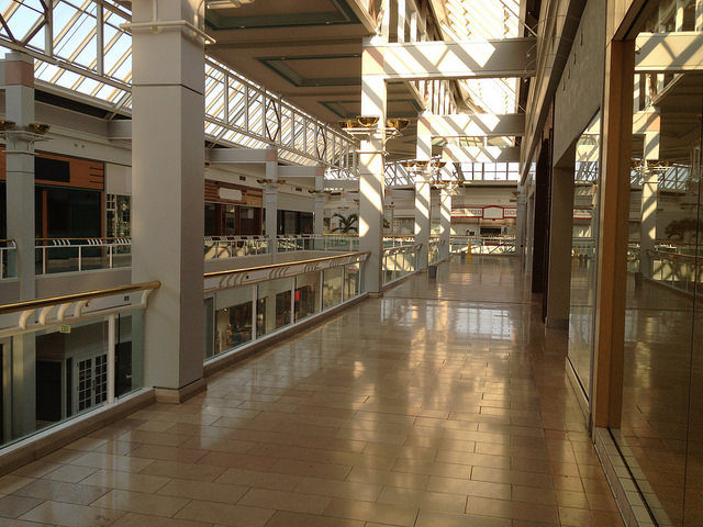 The second floor. Author: Mike Kalasnik CC BY-SA 2.0