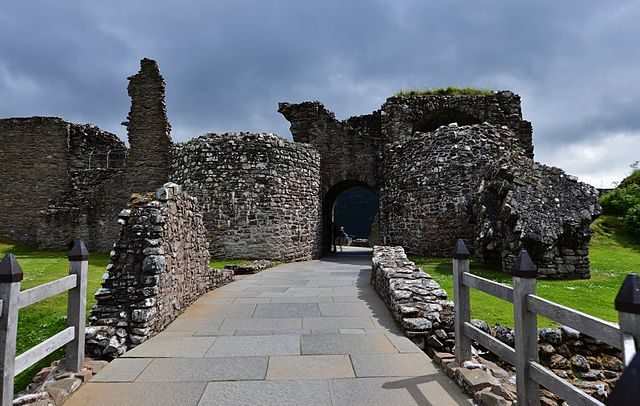 The gatehouse/ Author: HARTLEPOOLMARINA2014 – CC BY-SA 3.0