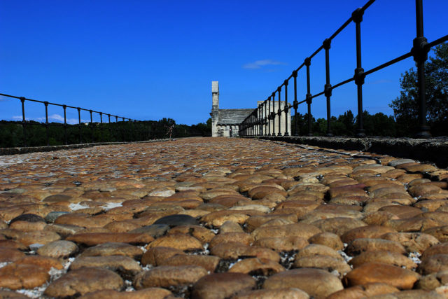 Abandoned in the 17th century after a massive flood. Author: Pascal Radigue. CC BY-SA 3.0