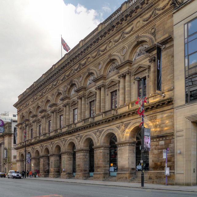 The Peter Street frontage of the Radisson Edwardian Hotel, originally built as the Free Trade Hall. Author: David Dixon. CC BY-SA 2.0