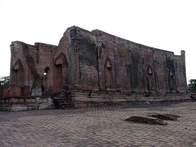 The monastery’s viharn. Author: Michael Gunther CC BY-SA 4.0