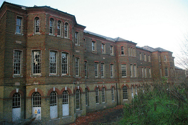 Cane Hill Asylum. Author: http://underclassrising.net/. CC BY-SA 2.0