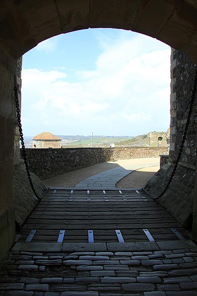 One of the gates. Author: Karen Roe from Bury St Edmunds, Suffolk, UK, United Kingdom CC BY 2.0