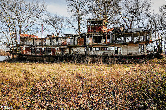 Side view of Mamie S. Barrett. Author: Michael McCarthy CC BY-ND 2.0