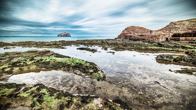 The Bass standing in the North Sea. Author: Giuseppe Milo CC BY 2.0