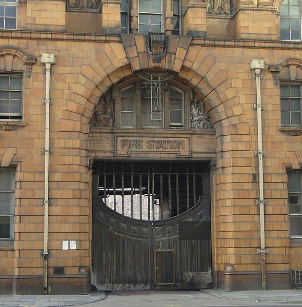 The fire station entrance. Author: Richerman CC BY-SA 3.0