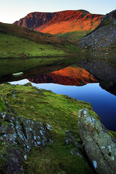 The Nantlle Valley. Author: RICHARD OUTRAM from Wales CC BY 2.0