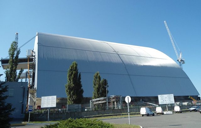 The safe steel cover above the fourth reactor. Author: Cls14 CC BY-SA 4.0