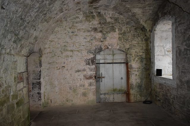 Part of the castle interior; alternative view. Author: Jean Housen CC BY-SA 4.0