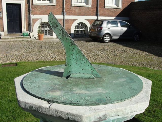 Sundial found at Ham House. Author: Maxwell Hamilton CC BY 2.0