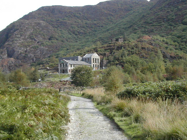 Sygun mine from afar. Author: Peter Shone CC BY-SA 2.0