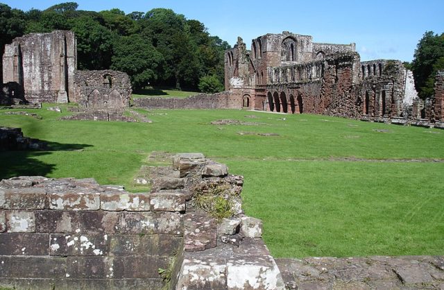 The Abbey in 2007. Author: JohnArmagh Public Domain