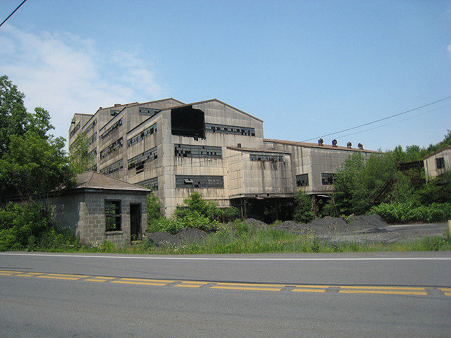 The abandoned breaker alternative view. Author: Doug Letterman CC BY 2.0