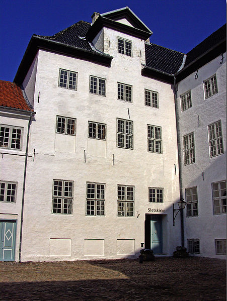 A wall and entrance at Dragsholm castle.