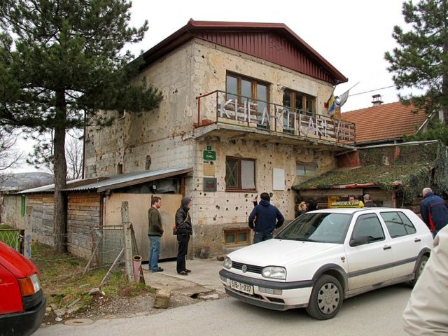 The house where the northern entrance was hidden in 2011. Author: sbamueller CC BY-SA 2.0
