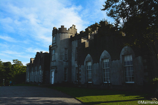 Ardgillan castle different angle. Author: Mateus Almério CC BY 2.0