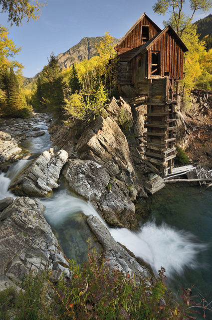 Crystal mill; different angle. Author: John Fowler CC BY 2.0