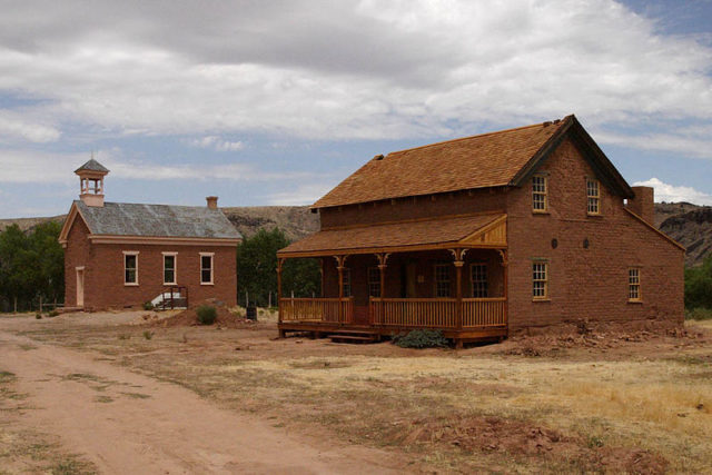 Grafton school different angle. Author: James Marvin Phelps CC BY 2.0