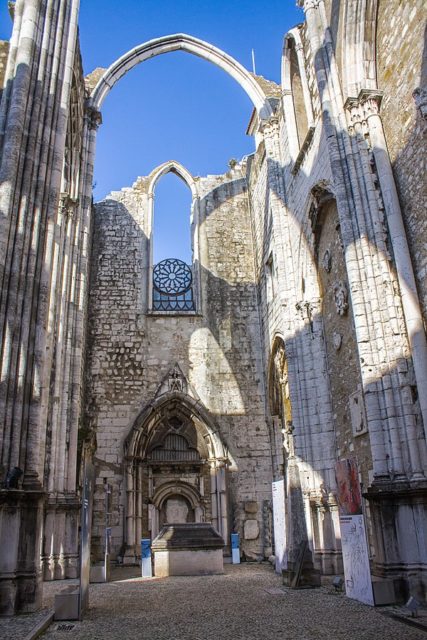 Convento do Carmo – Author: Shadowgate – CC BY 2.0