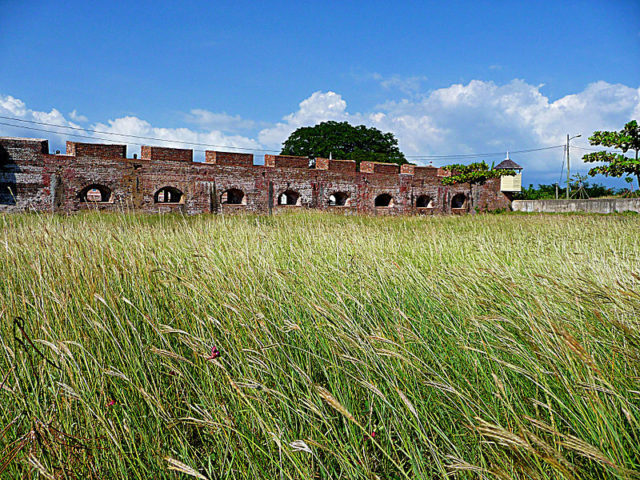 Fort Charles in tranquility. Author: Raychristofer – CC BY-SA 4.0