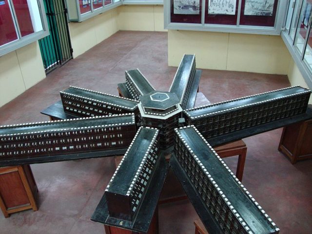 A model of the prison. Author: Sohini bhanj – CC BY-SA 4.0