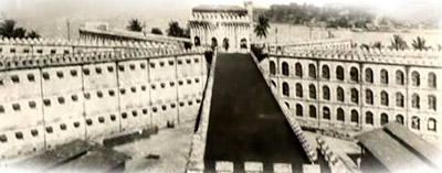 An old photo of the prison.