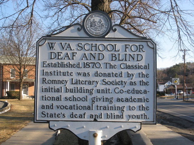West Virginia Schools for the Deaf and Blind, historical marker. Author: Justin.A.Wilcox – CC BY-SA 4.0