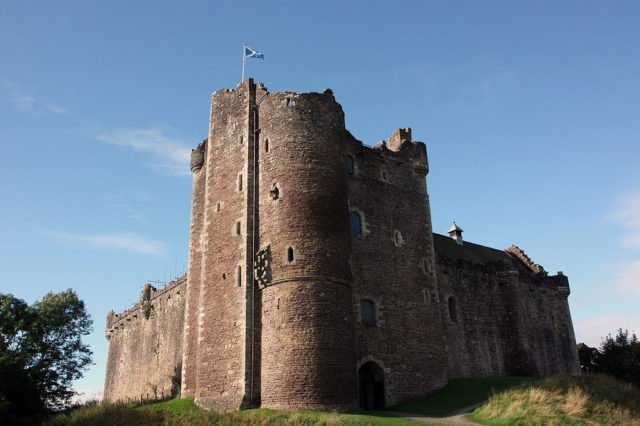 Doune Castle: Medieval stronghold in the Stirling district of central Scotland. It was previously seen in “Monty Python and the Holy Grail.” Wikifan75 CC BY-SA 3.0