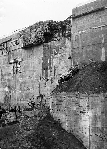 The damaged roof on the south side of the bunker caused by a Tallboy bomb, photo from 1951