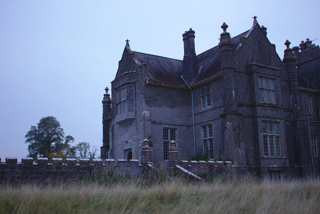 Durrow House. Author: Seán Dunne – CC BY-SA 4.0