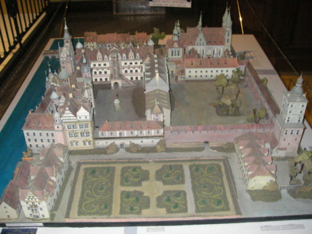 Model of the palace during the Renaissance period.