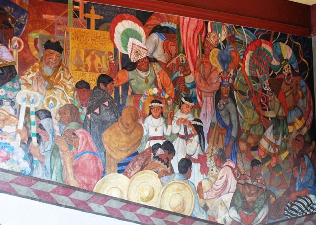A mural on one of the walls inside the college. Author: Fernando Leal – CC BY-SA 3.0