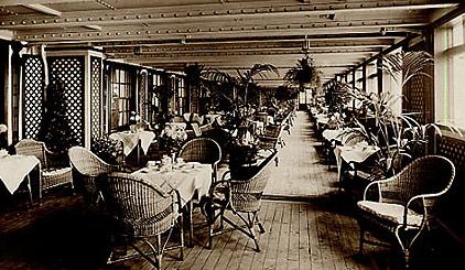 The first class Garden Lounge.