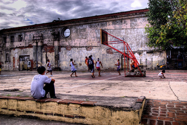 The ruins of the church used as a basketball court. Author: Ville Miettinen – CC BY 2.0