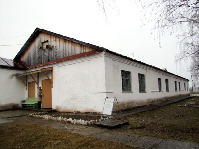 Former canteen-cinema ©Ilya Buyanovskiy