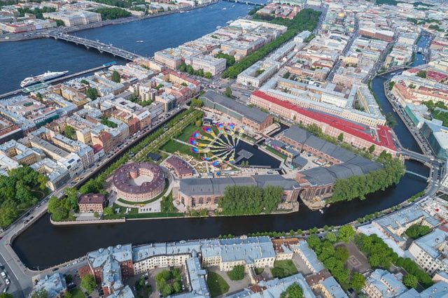 Aerial photograph of New Holland Island, St. Petersburg, Russia. June 2017. Author: A.Savin – FAL