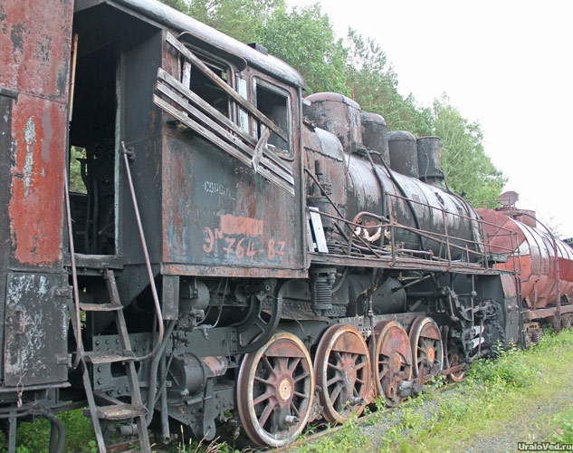 The Steam Train Graveyard: Used to be a secret location should war break  out - Abandoned Spaces