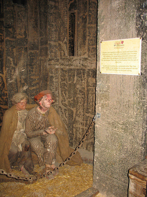 Model of child prisoners. Author: nikoretro – CC BY-SA 2.0